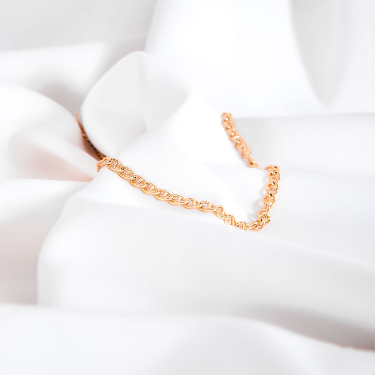 Figaro Ketting Verguld, sfeerbeeld